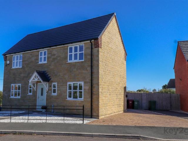 House for sale in Scarcliffe, Bolsover