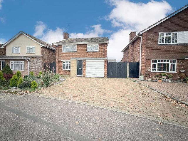 House for sale in Warden Hill, Luton