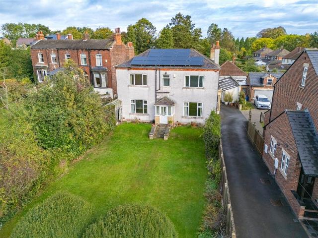 House for sale in Shadwell, Leeds