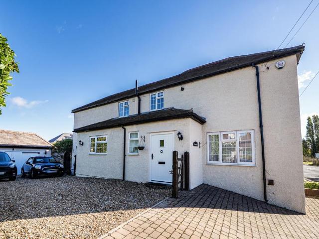 House for sale in Rainham, Gillingham