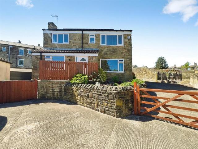 House for sale in Eccleshill, West Yorkshire