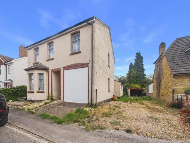 House for sale in Datchet