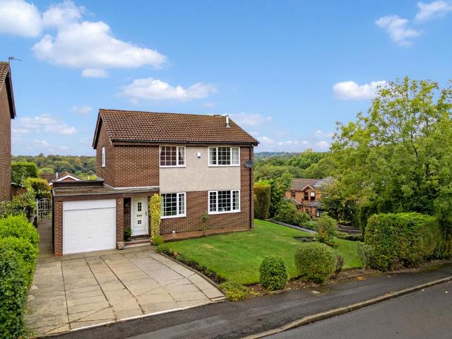 House for sale in Ludworth Houses, Marple Bridge