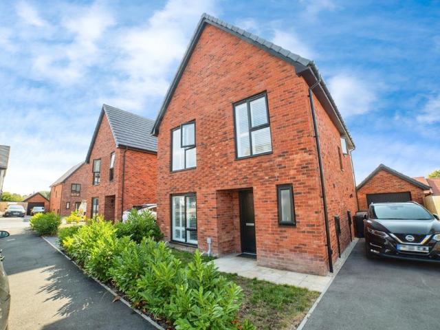 House for sale in Brackenfield, East Midlands
