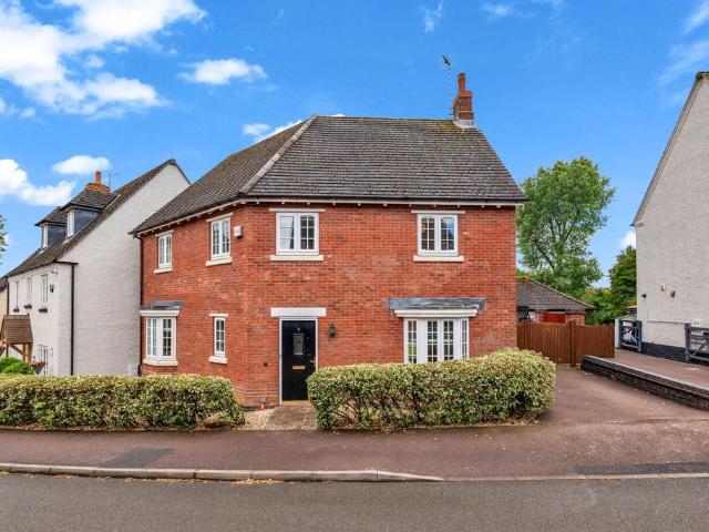 House for sale in Elmfield, Leicestershire