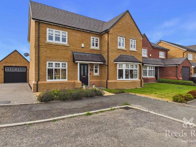 House for sale in Cabus, Lancashire