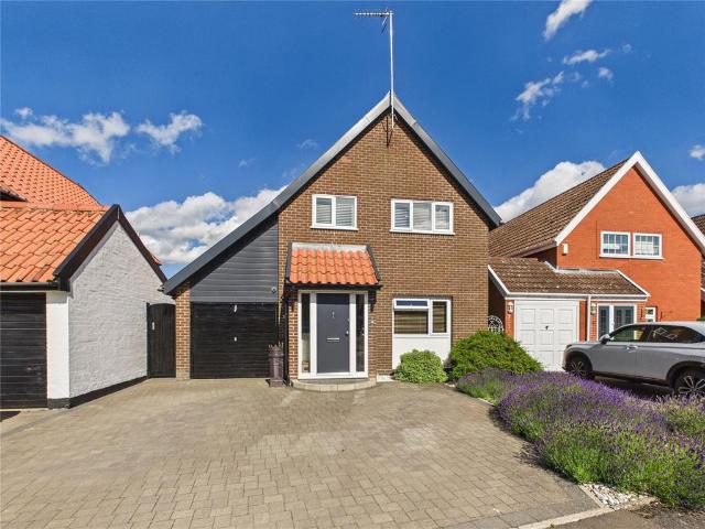 House for sale in Chelmondiston, Suffolk