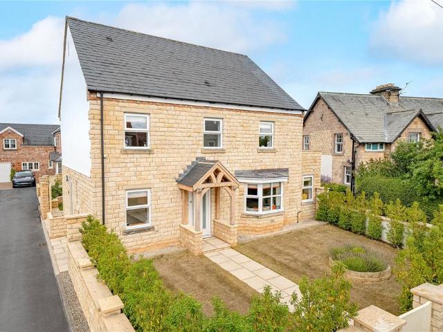 House for sale in Hunsingore