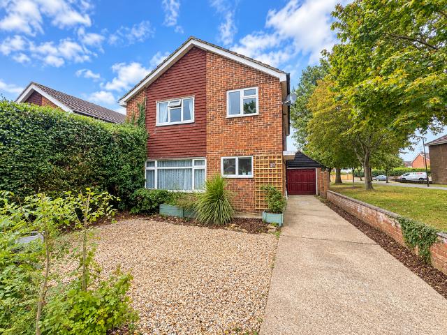 House for sale in Midway, Kent