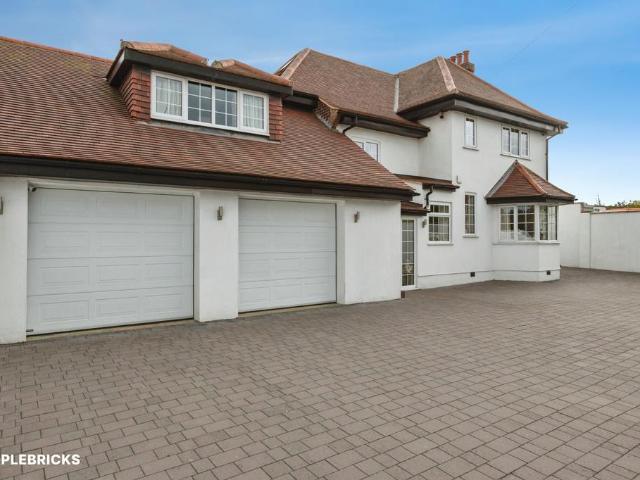 House for sale in Gravesend, Gravesham