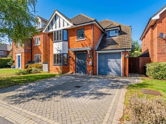 House for sale in Hillborough, The Bridge
