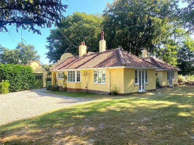 House for sale in Comers, Norfolk