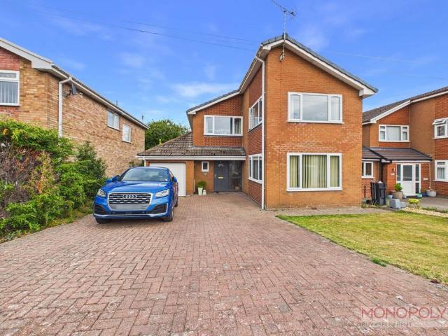House for sale in Marchwiel, Wales