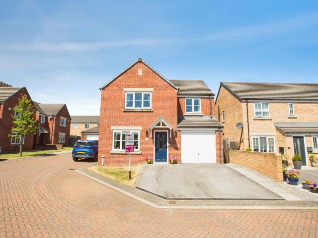 House for sale in Hove Edge, Hipperholme