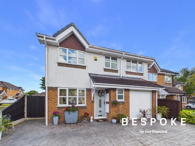 House for sale in Oldfield Brow, Trafford Park