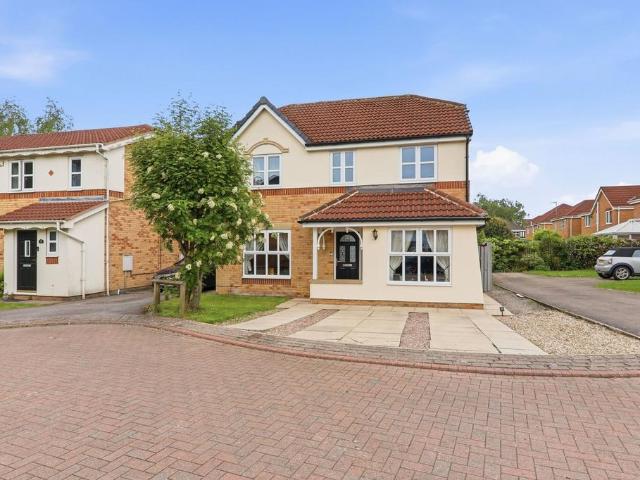 House for sale in East Ardsley, West Yorkshire