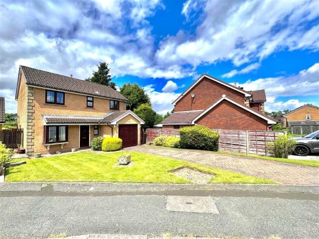 House for sale in Hazel Grove, Greater Manchester
