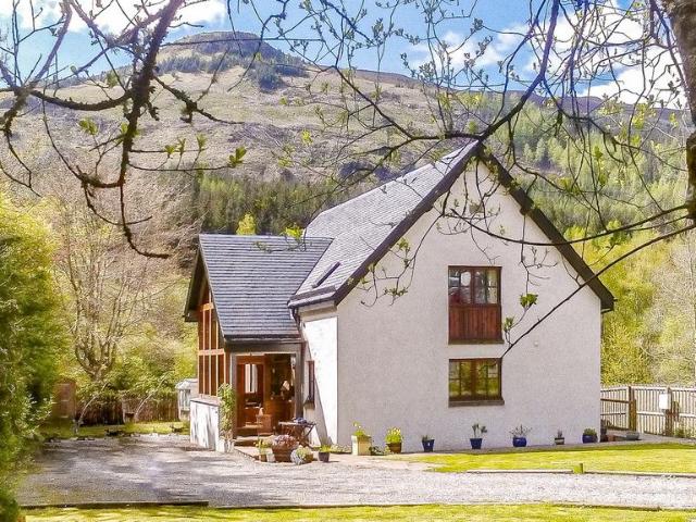 House for sale in Strathyre, Scotland