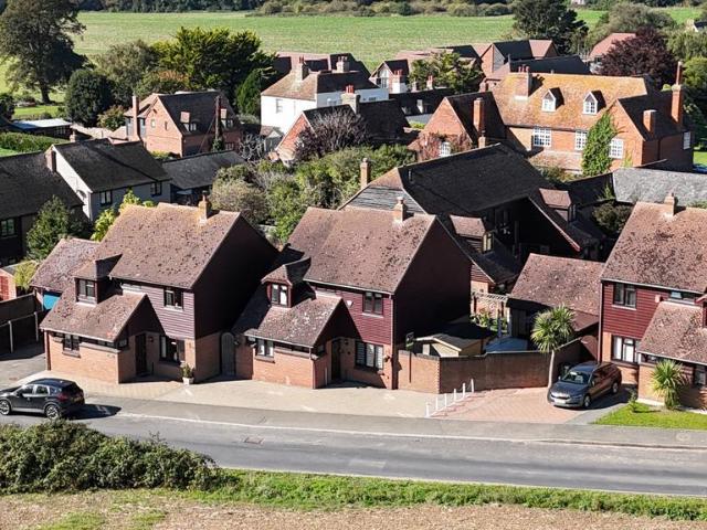 House for sale in Monkton, Acol