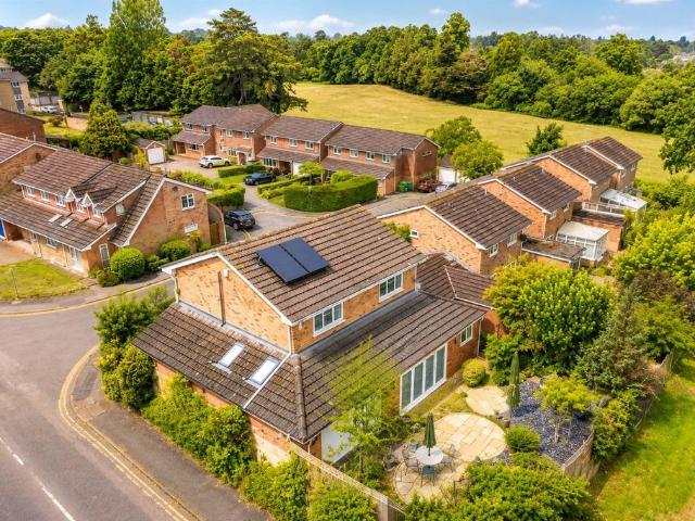 House for sale in Sunningdale