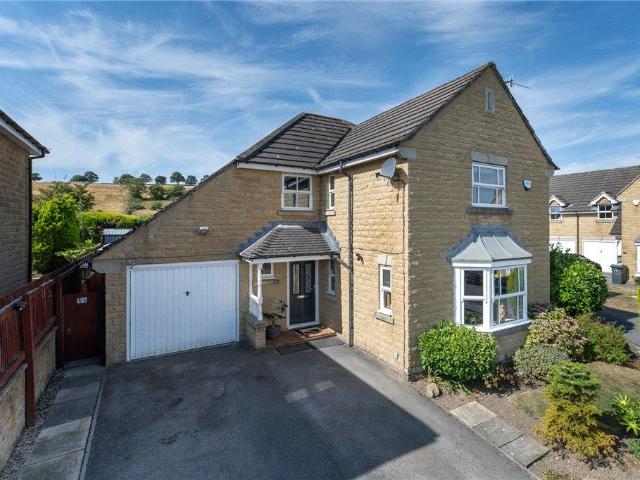 House for sale in West Yorkshire
