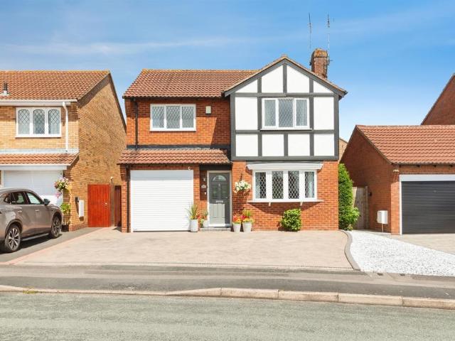 House for sale in Gnosall, Baswich