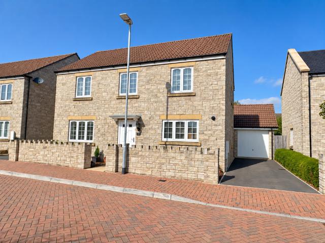 House for sale in Somerton