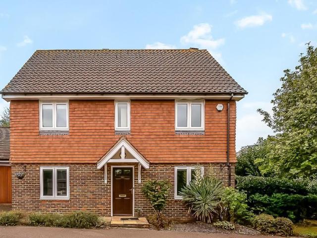 House for sale in London Borough of Bexley, Greater London