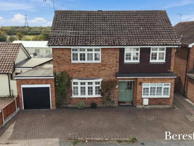 House for sale in North Stifford, Grays