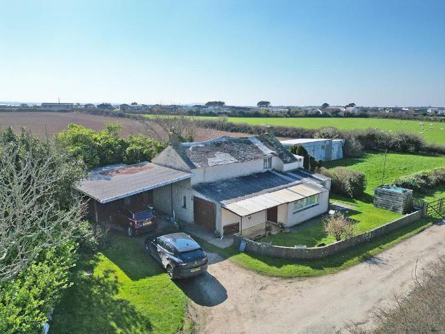 House for sale in Hendra Croft, Cornwall