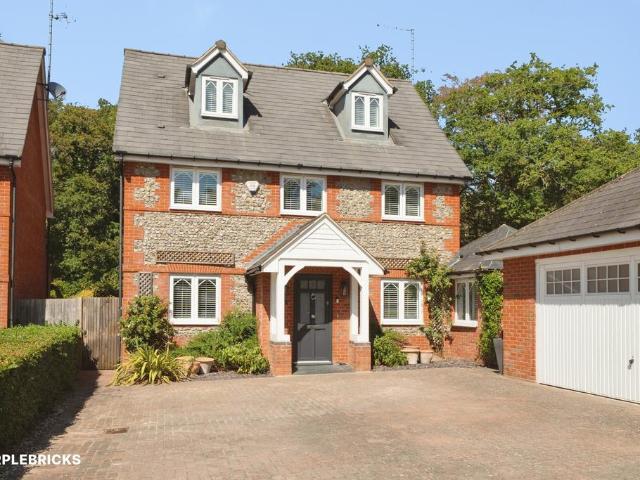 House for sale in Hart, Hampshire