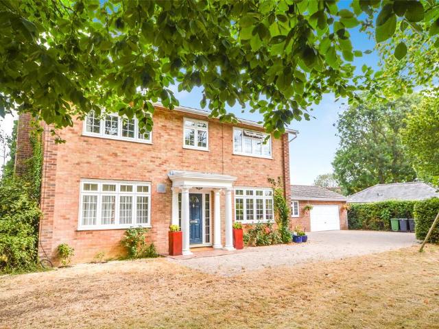 House for sale in Duton Hill, Essex