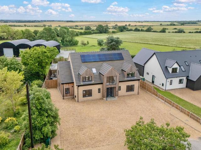 House for sale in Huntingdon, Cambridgeshire