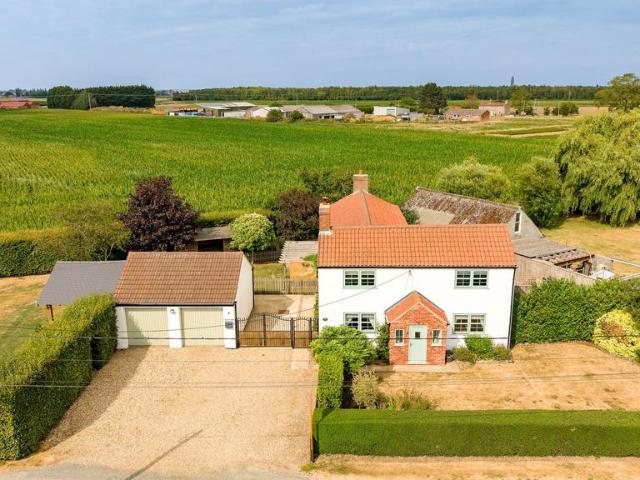House for sale in Frampton CP, Boston