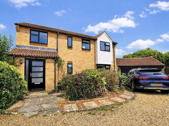 House for sale in Lee-on-the-Solent, Middlecroft