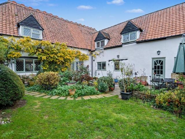 House for sale in Haddenham, Buckinghamshire
