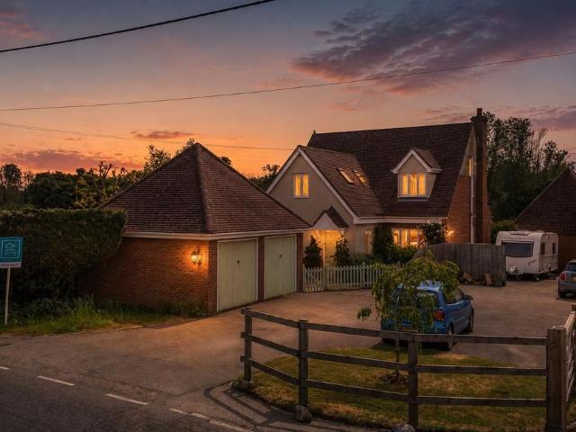 House for sale in Debden Green, Duton Hill