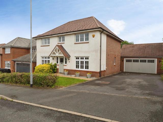House for sale in Barton In Fabis, East Midlands