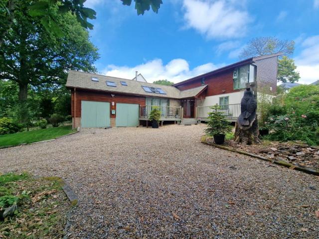 House for sale in Queens Park, Bournemouth