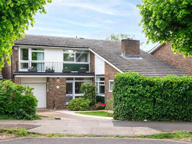 House for sale in London Borough of Lewisham, Blackheath