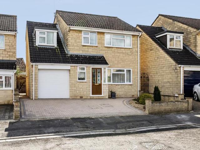 House for sale in Chippenham, Wiltshire