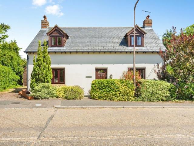 House for sale in Bedford