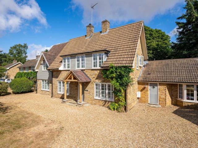 House for sale in Harrold, Bedford