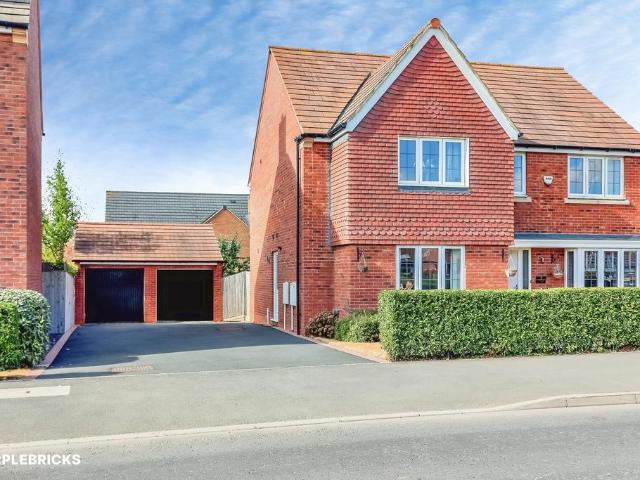 House for sale in Stanford On Avon, Leicestershire