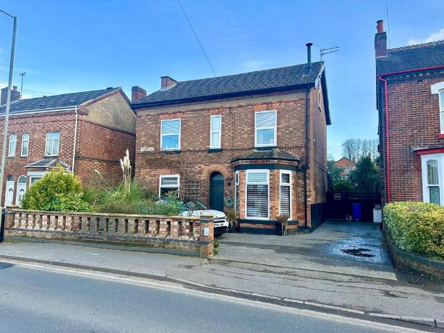 House for sale in Burton upon Trent, East Staffordshire