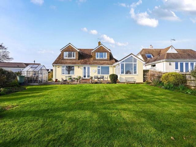 House for sale in Heathlands, East Sussex