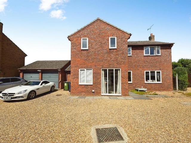 House for sale in Huntingdon, Cambridgeshire