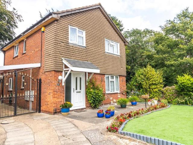 House for sale in Old Wharf, City Of Leicester