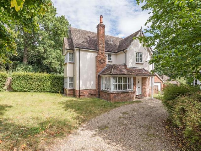 House for sale in Chelmondiston, Suffolk