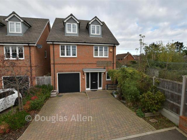 House for sale in Epping